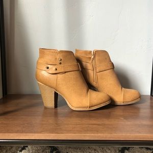 Refresh Heeled Bootie